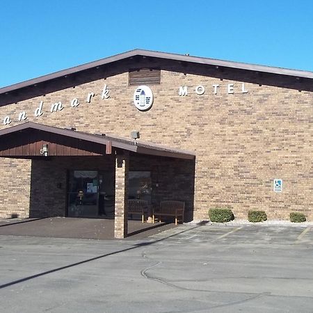Landmark Motel Clintonville 外观 照片